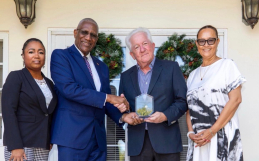 Charles Walwyn Receives Halo Foundation’s Crystal Volunteer Award