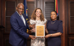 “We must find time to stop and thank the people who make a difference in our lives.” ― John F. Kennedy